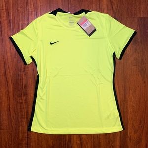 Nike Womens Challenge IV Soccer Jersey Dri-fit Slim Fit Futbol Large Running Gym